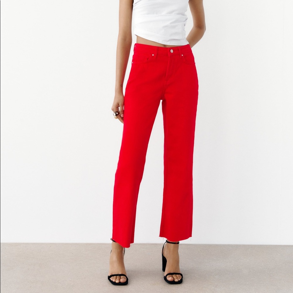 Red ZARA pants !!!